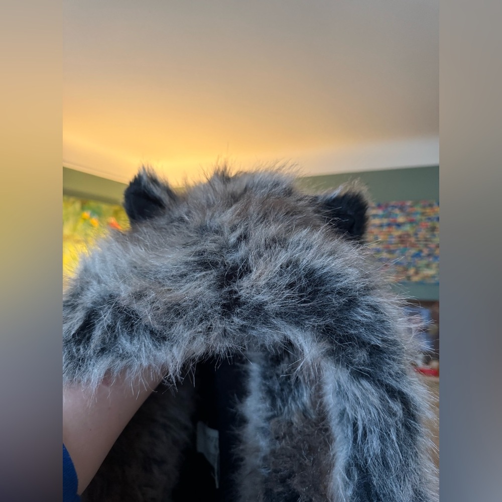 Spirithoods Grey Wolf Faux Fur Coat - Unisex Large - Picture 3 of 3
